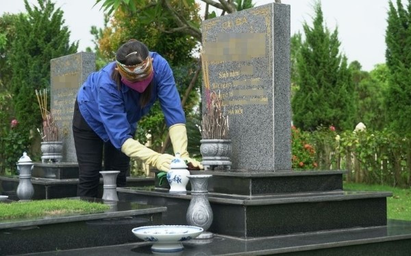 Chăm sóc mộ phần tổ tiên có ý nghĩa như thế nào? Chăm sóc mộ phần tổ tiên có ý nghĩa như thế nào?