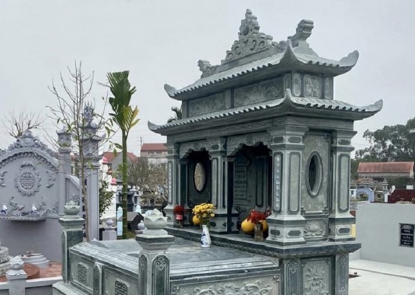 Mộ đôi 2 mái được rất nhiều người ưa chuộng hiện nay Mộ đôi 2 mái được rất nhiều người ưa chuộng hiện nay