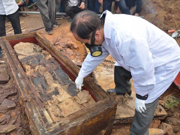 Quy trình thực hiện nghi thức hung táng Quy trình thực hiện nghi lễ hung táng