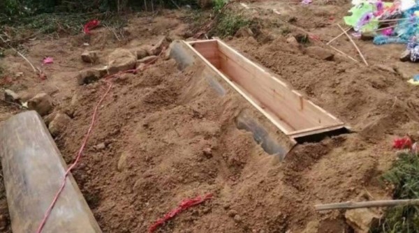 Hung táng là gì? Hung táng là gì?