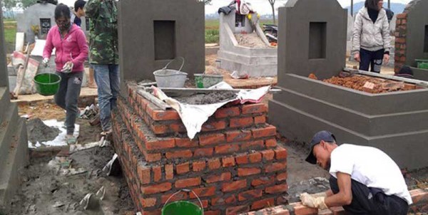 Xây huyệt mộ cải táng mang lại rất nhiều vượng khí tốt đẹp cho người ở lại Xây huyệt mộ cải táng mang lại rất nhiều vượng khí tốt đẹp cho người ở lại