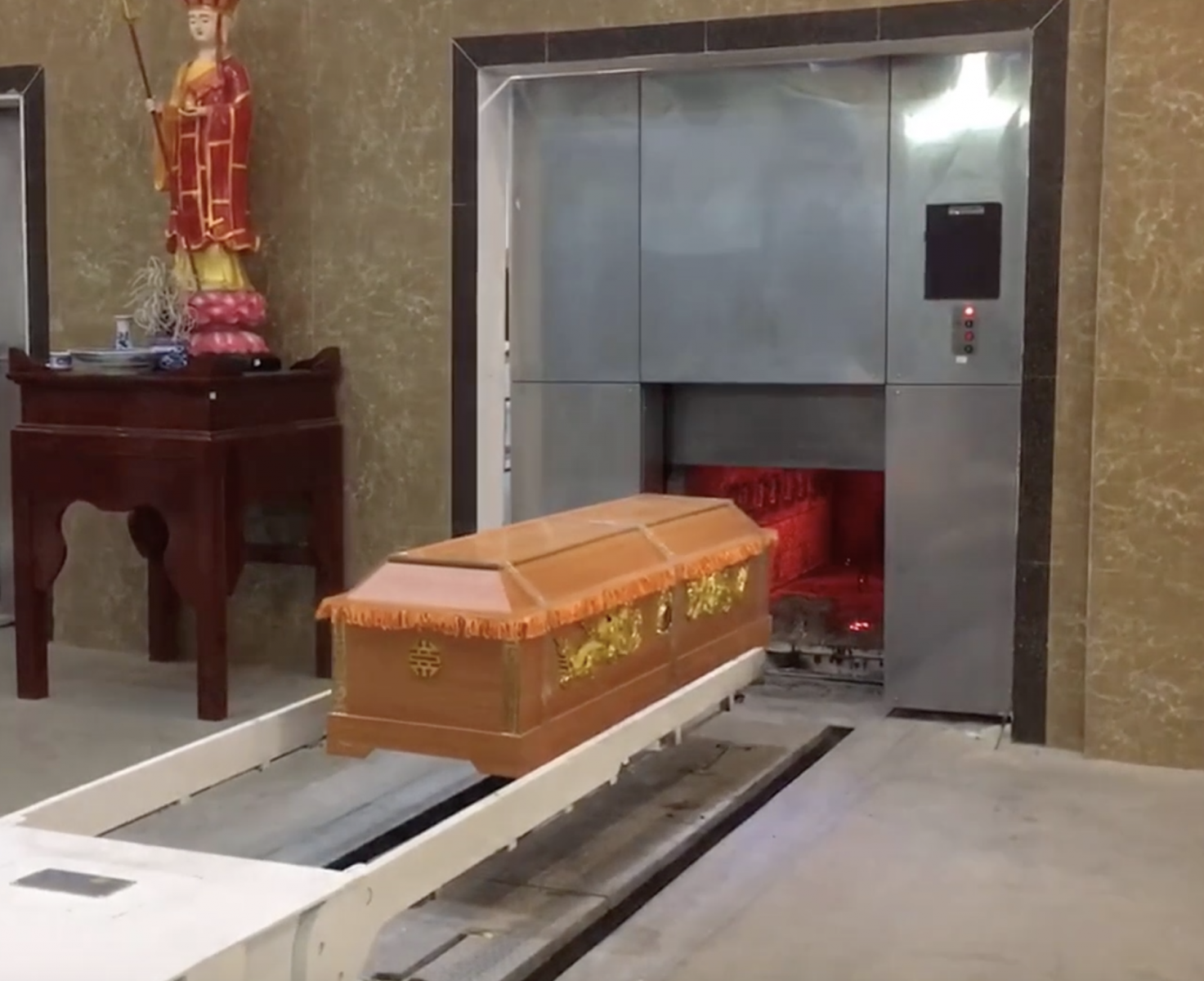 Ưu điểm và nhược điểm của việc hỏa táng Ưu điểm và nhược điểm của việc hỏa táng
