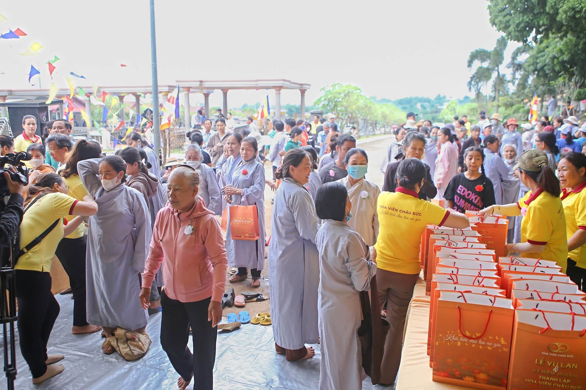 Tặng những phần quà ý nghĩa